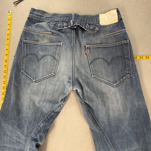 VTG Levis Engineered Jeans Mens Med Wash Blue Buckle Back Twisted Fits 31x31